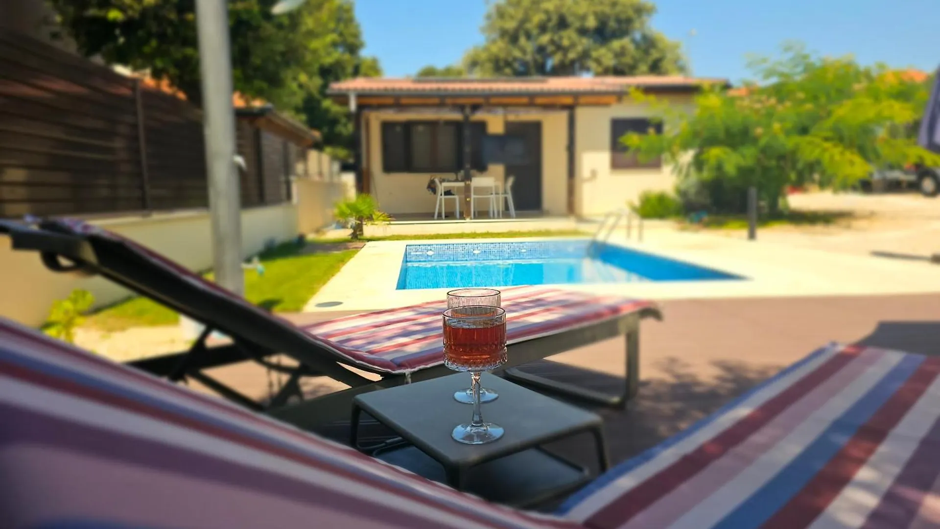 Villa Jana Kolan 0*,  Croatia
