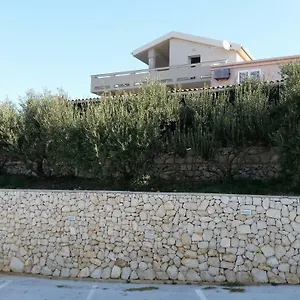 Appartamento With A Parking Space Kolan, Pag - 16482, Kolan